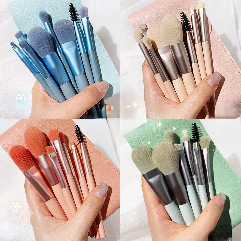 Portable 8Pcs Makeup Brush Set